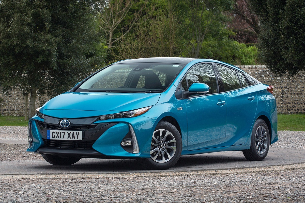 Plug in discount prius mpg